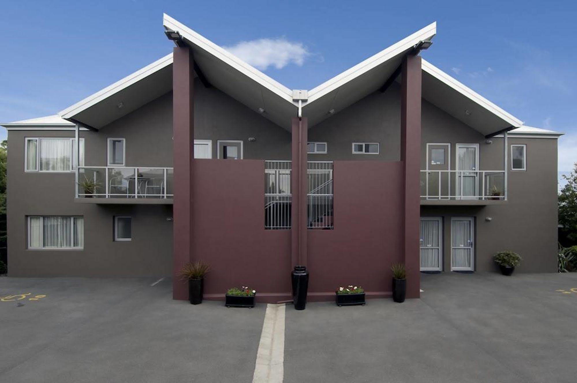 Fyffe On Riccarton Motel Christchurch Exterior photo